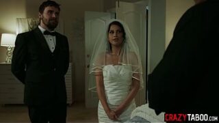 Big ass teen bride Penelope Reed hardcore pussy fucking with big dick guy