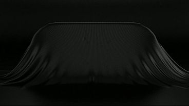 sweet cream lenis diamond inserting lancelot’s big cock all the way to the bottom